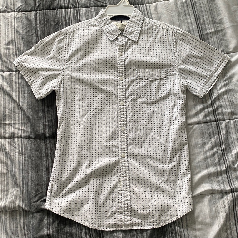 White short sleeve button down shirt